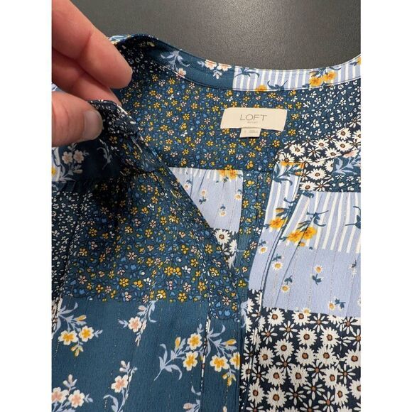 Loft Blue Floral Long Sleeve Tunic Blouse V-Neck Blue Women’s Size Small - Picture 3 of 5